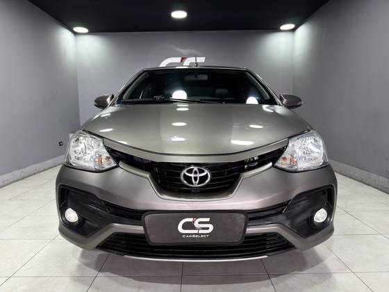 TOYOTA ETIOS 1.5 XLS SEDAN 16V FLEX 4P AUTOMÁTICO